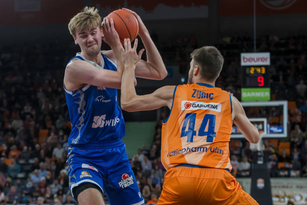 也影响到俱 也影响到俱